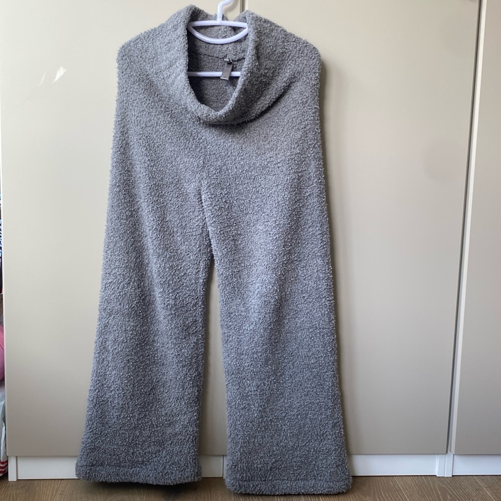 SKIMS fleece pants